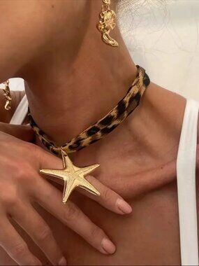 Unique Gold Starfish Pendant Necklace